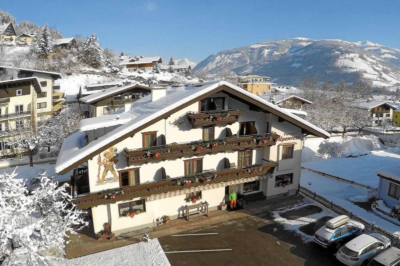 Pension Alpenrose in Zell am See