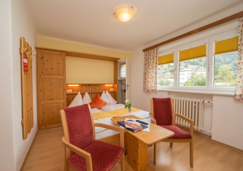 Zimmer Pension Hubertus Zell am See