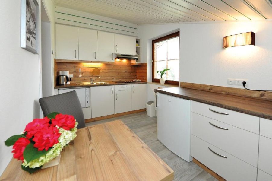 Küche in der Ferienwohnung in Kaprun